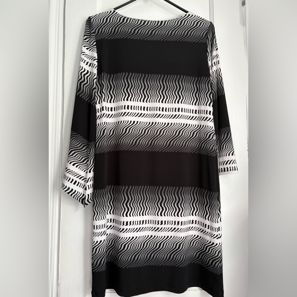 Emma & Michelle Black & White Abstract Stripe Tunic 3/4 Sleeve Boat Neck Sz:Smal - Picture 3 of 10